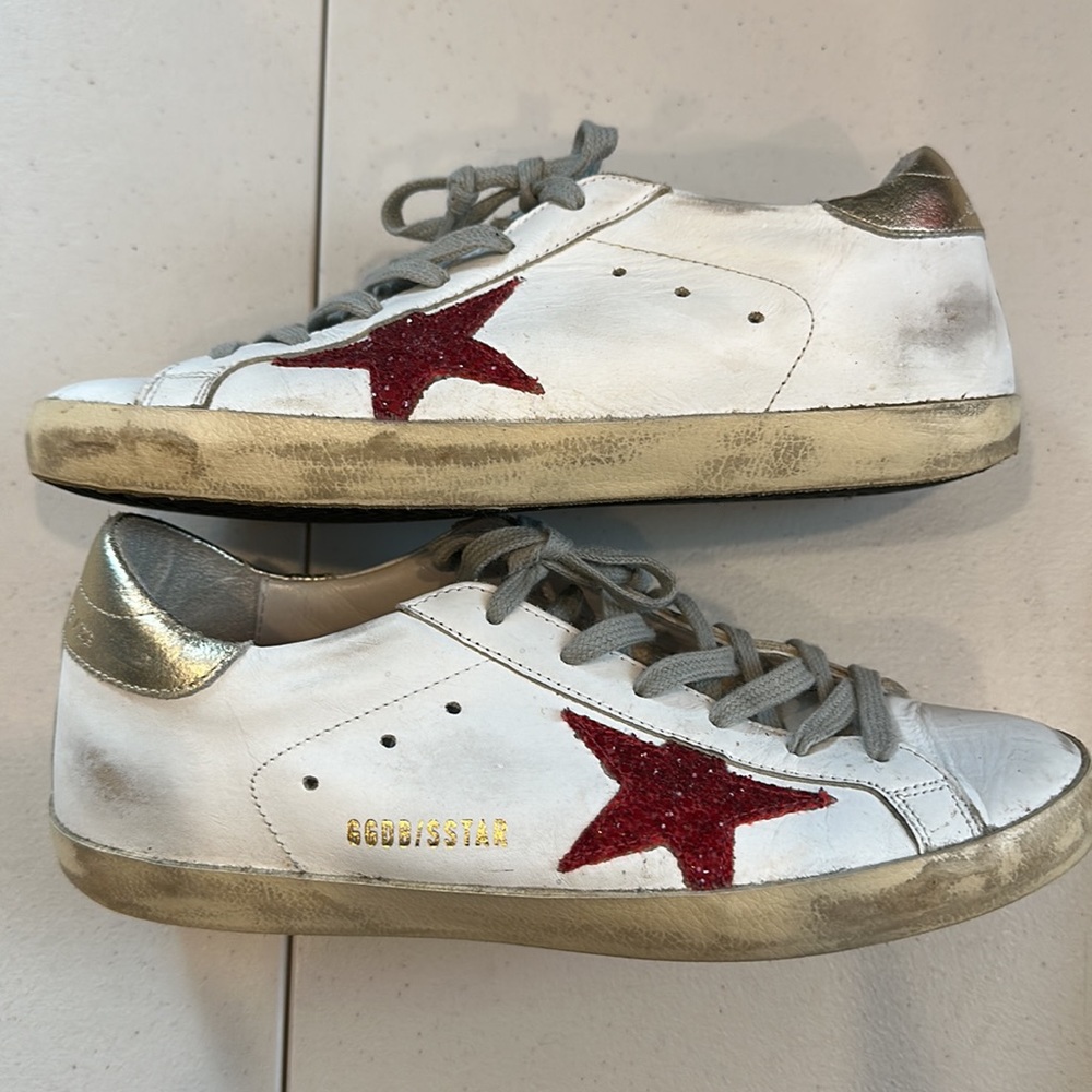 Golden Goose Superstars Size 38 (US 8)